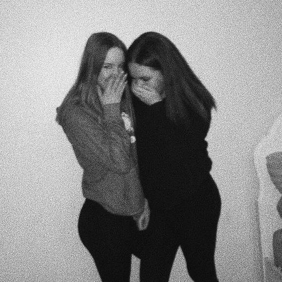 Meet your Posher, Summer - Picture 1 of 1